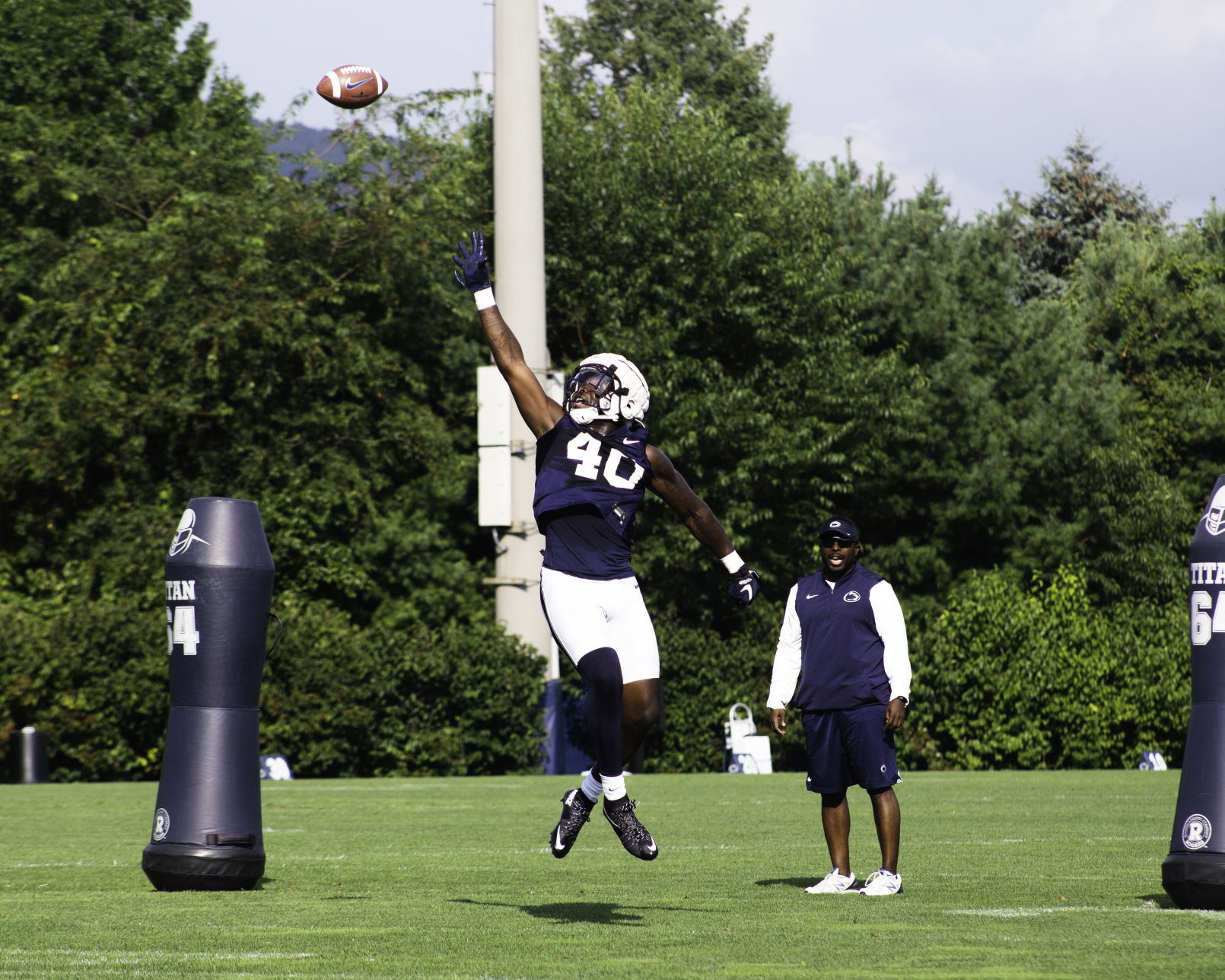 Football Media Day, Luketa (40), Practicing